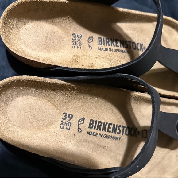 Gizeh Birkenstock size 9 - Picture 2 of 3